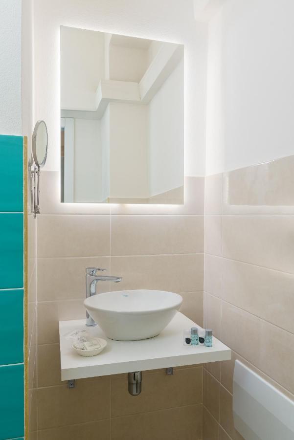 Atena Rooms Cagliari Ngoại thất bức ảnh