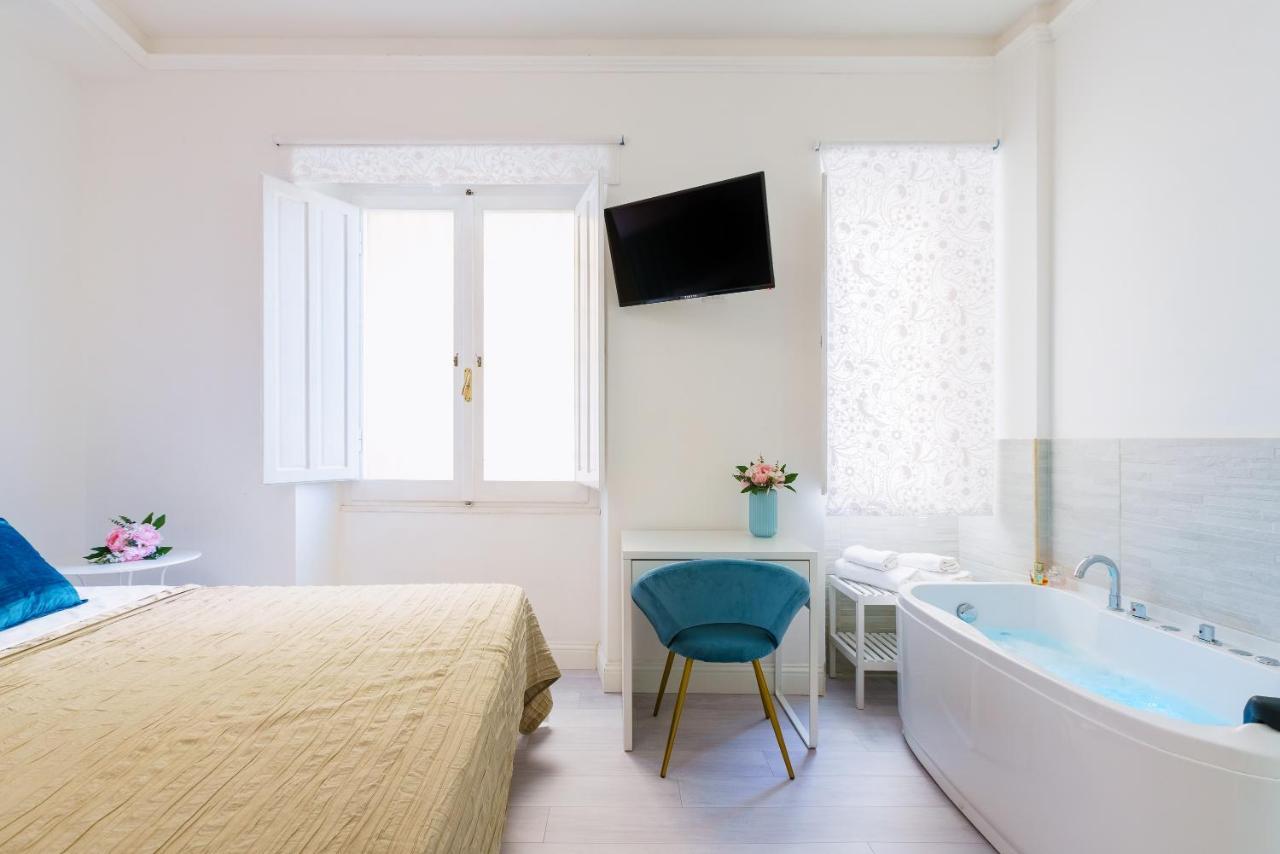 Atena Rooms Cagliari Ngoại thất bức ảnh