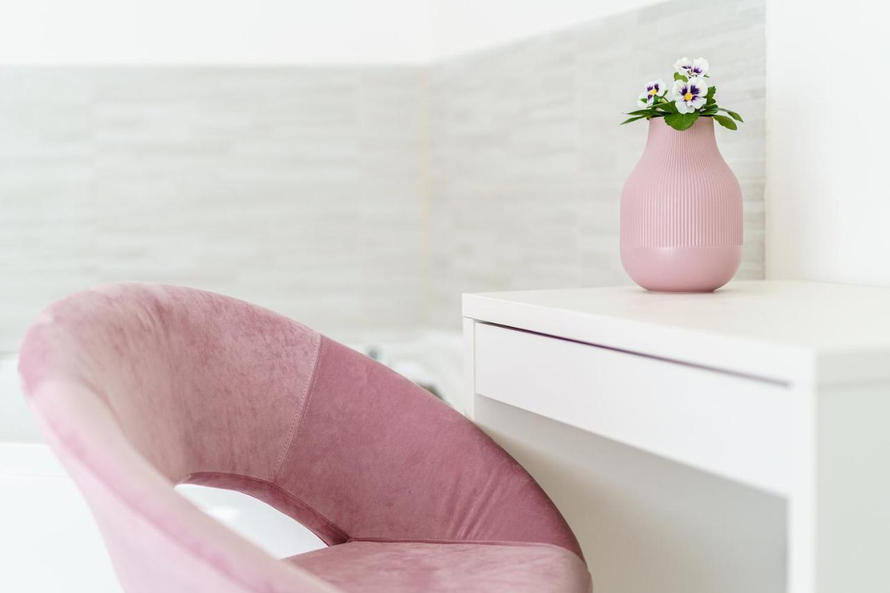 Atena Rooms Cagliari Ngoại thất bức ảnh