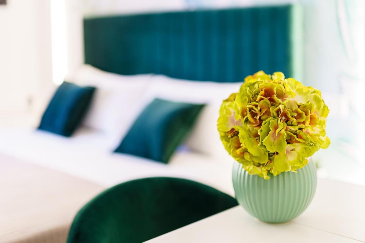 Atena Rooms Cagliari Ngoại thất bức ảnh